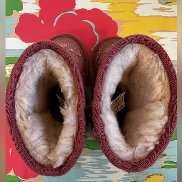 UGG Like New Pink Classic Glitter Boots II Style: 1098491T - Picture 5 of 8